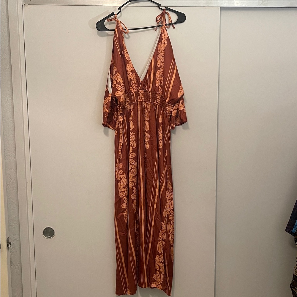 LEX BREEZY - Makani Tie Shoulder Dress - Large - Picture 4 of 11